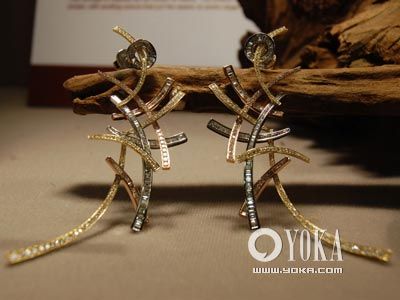 點(diǎn)擊圖片進(jìn)入下一頁(yè)