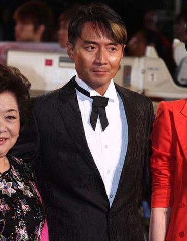 46屆金馬獎(jiǎng)上演“黑白型男會(huì)”(圖)