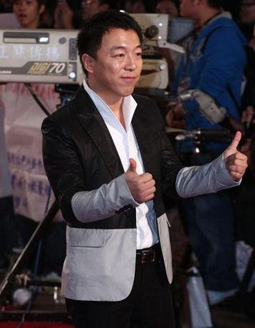 46屆金馬獎上演“黑白型男會”(圖)