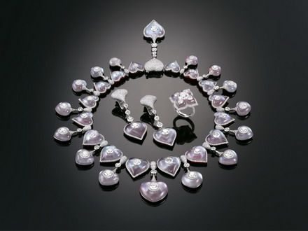 “心語神工——雕刻珠寶藝術展” 