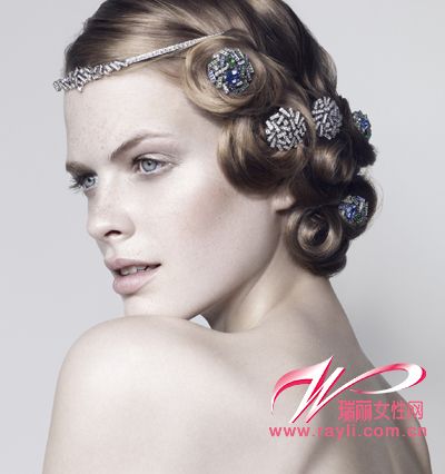 CHAUMET߼(j)ӆƣ^ϵĹ匚