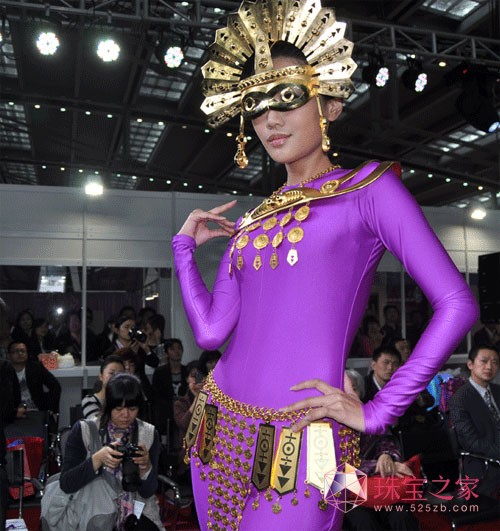 2011深圳國際黃金珠寶玉石展覽會盛大揭幕