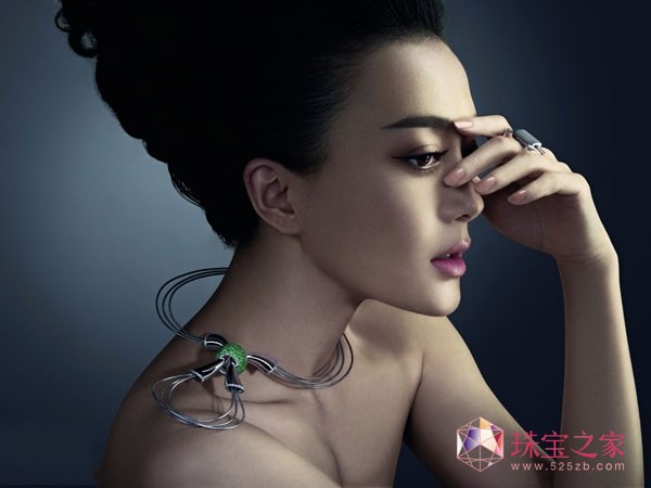 秦嵐珠寶大片曝光 打造奢華女人純愛(ài)之美