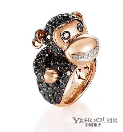2. 小猴造型戒指：玫瑰金與黃金戒指鑲嵌317顆黑色鉆石重10.19克拉，另有七顆白鉆石重0.18克拉