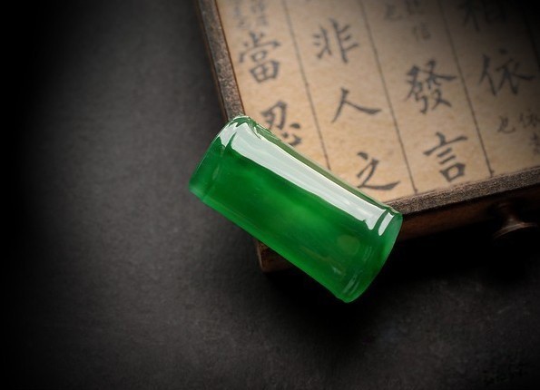 收藏翡翠之前你該懂這些