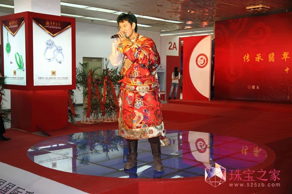東方曉鳴2011北京國際珠寶展絢麗演出吧 演出現場特邀歌手