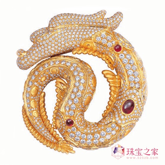 周大福龍藝術珠寶作品