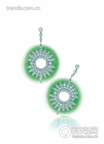 Tiffany & Co。鉑金鑲鉆石及綠玉髓耳環 Tiffany & Co。鉑金鑲鉆石及綠玉髓耳環