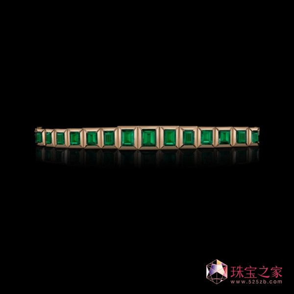 Angelina Jolie安吉麗娜·朱莉珠寶設(shè)計(jì)作品大賞
