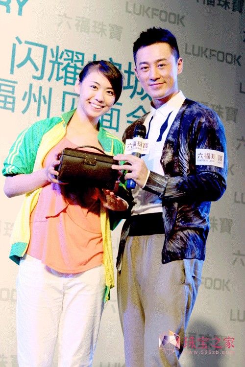 六福珠寶「峯」靡七夕閃耀榕城 Love Forever愛(ài)恒久代言人林峯見(jiàn)面會(huì)