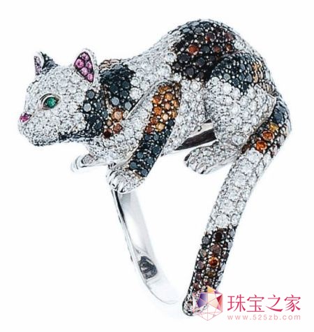18K 金鑲白色及黑色棕色鉆石貓戒指 Chopard，珠寶設計