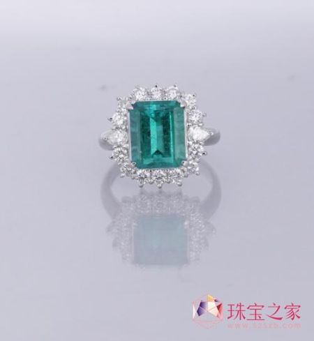 5.0克拉祖母綠鉑金戒指