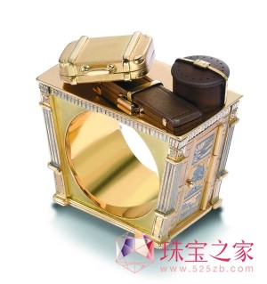 華麗外表下：小戒指暗藏大世界