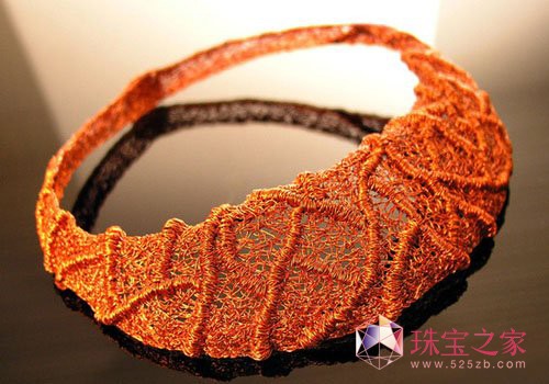 亂中有序 自然形態紋理珠寶設計欣賞