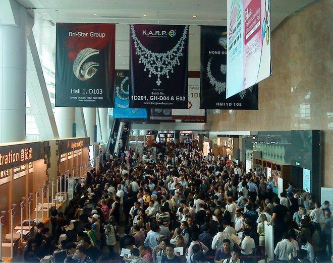 2013年九月香港珠寶首飾展覽會今天隆重揭幕