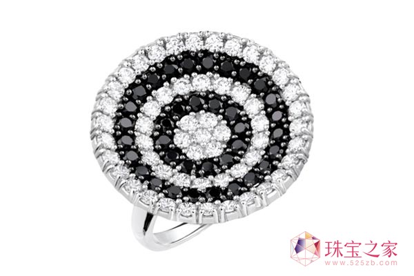 Helix系列黑色及白色晶鉆戒指 RMB 3,200