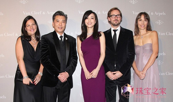 Van Cleef & Arpels 香港發布全新高級珠寶系列