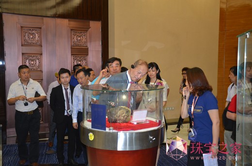 文博會深圳寶安-寶立方分會場--國際珠寶文化盛典暨珠寶設計展開幕