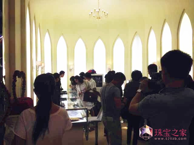 ۵ϠġN 2014ڇH錚չ