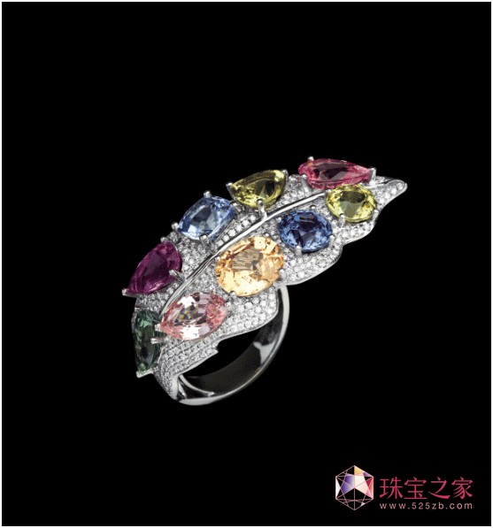 珠寶設(shè)計(jì)之“道”--任進(jìn)2014個(gè)人珠寶定制作品展暨新書(shū)發(fā)布