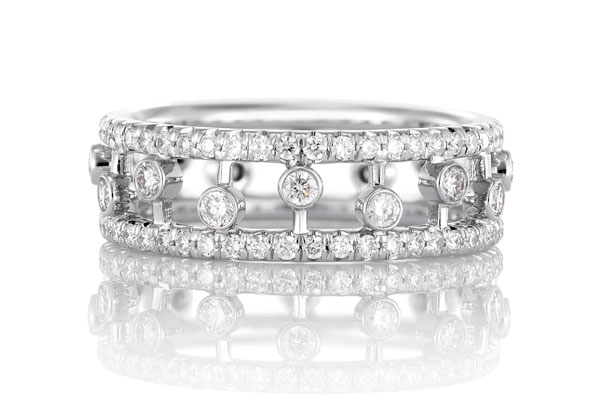 De Beers Dewdrop 戒指