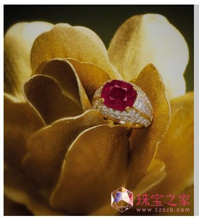 想看珠寶千千萬？天成國際2015年拍賣會等你來