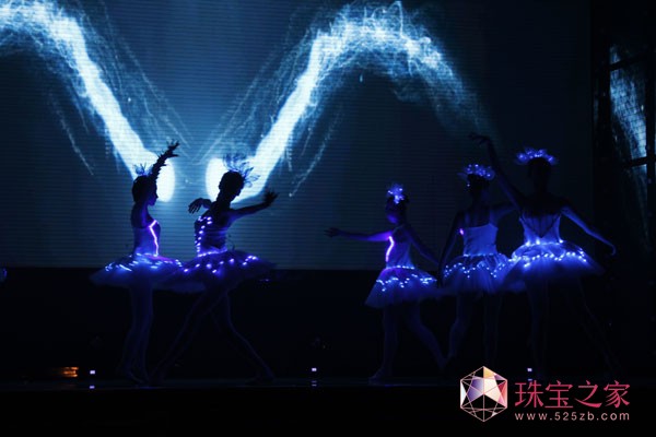 “夢想盛典”明豐珠寶年會暨新春媒體見面會