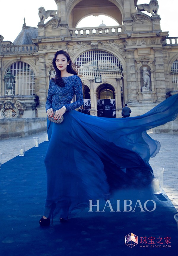 張雨綺 (Zhang Yuqi) 紅毯照