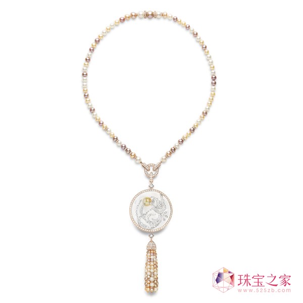 靈動珠寶襯佳人，江疏影探訪巴塞爾寶詩龍展館