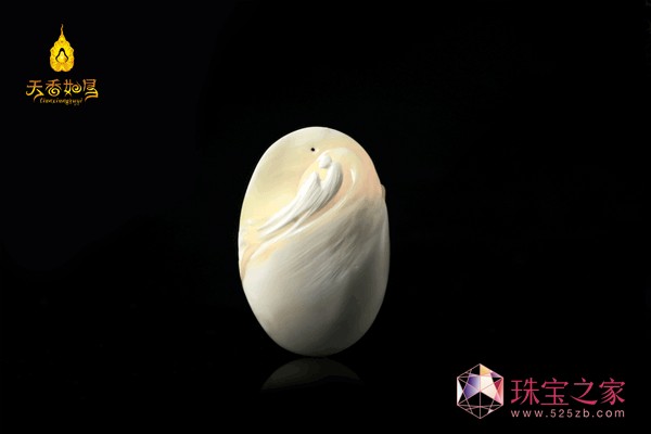 琥潤旗下高端定制品牌“天香如易”亮相上海國際珠寶展