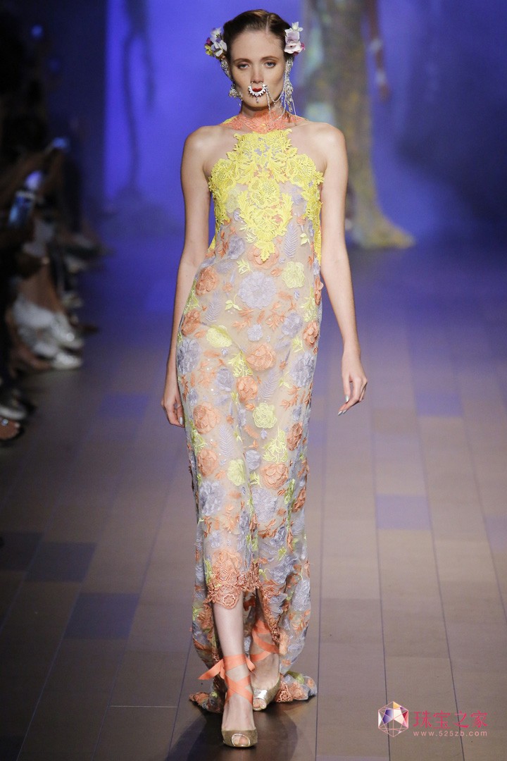 Naeem Khan 2018春夏系列時裝秀