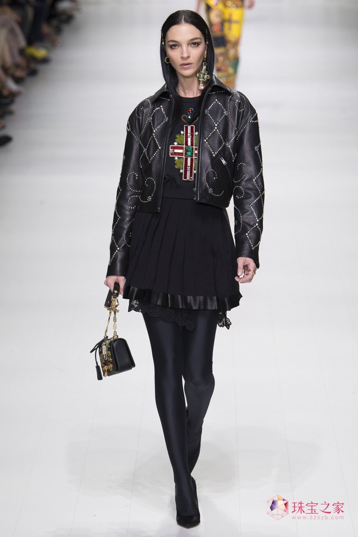 VERSACE ˼ OӋ  rb Dv Ԫ Ħ ^