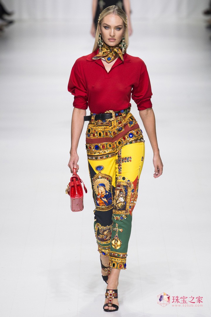 VERSACE ˼ OӋ  rb Dv Ԫ Ħ ^