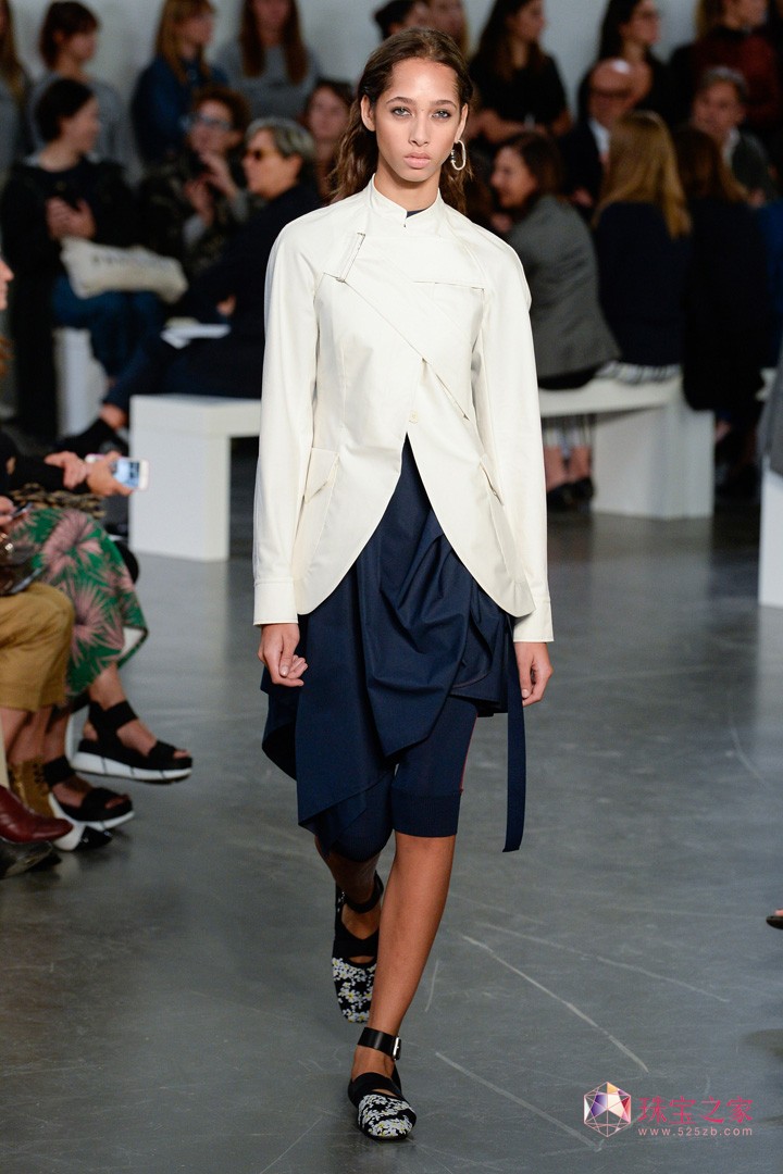 別具青春感，Sportmax 2018春夏系列時裝秀