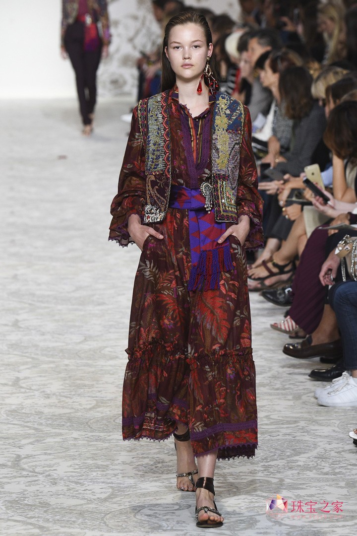 L L Etro  rb F 