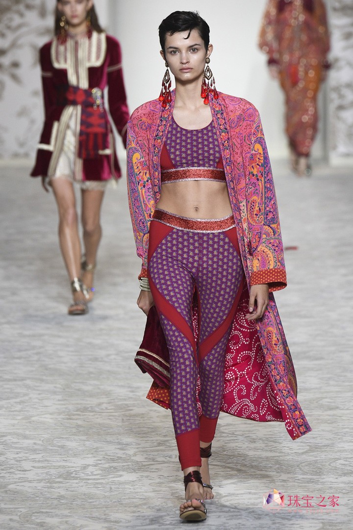 L L Etro  rb F 