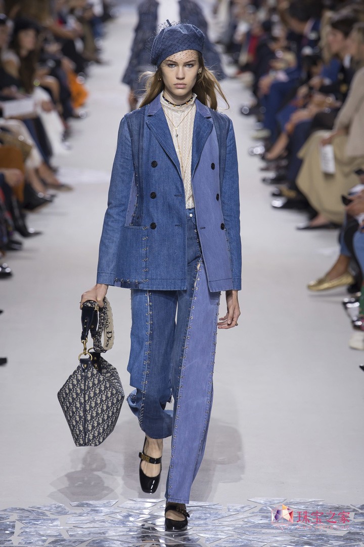 多彩多姿，Christian Dior 2018春夏系列時裝秀