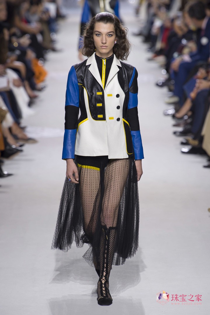 多彩多姿，Christian Dior 2018春夏系列時裝秀