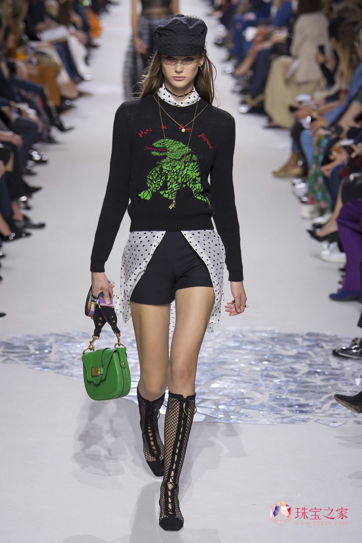 多彩多姿，Christian Dior 2018春夏系列時裝秀
