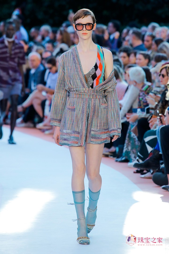mrb Missoni  Ը ů 