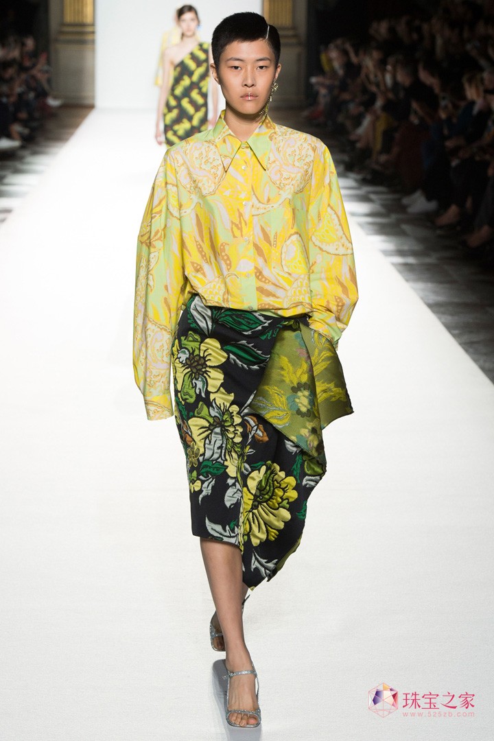rֲʧˇgϢDries Van Noten 2018ϵЕrb