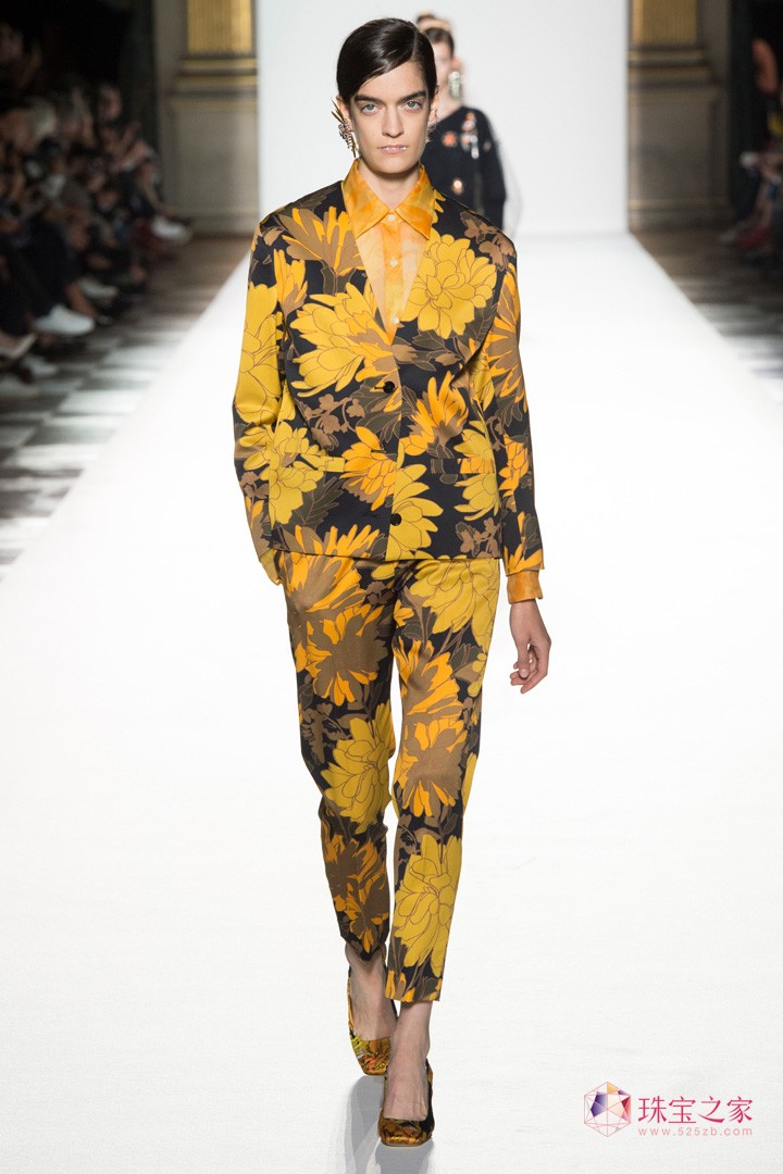 rֲʧˇgϢDries Van Noten 2018ϵЕrb