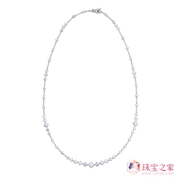 吳昕 馬麗 胡靜 戴比爾斯 鉆石項鏈 美鉆戒指 白金鉆石戒環(huán)