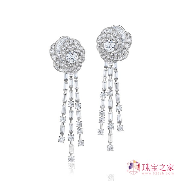 吳昕 馬麗 胡靜 戴比爾斯 鉆石項鏈 美鉆戒指 白金鉆石戒環(huán)