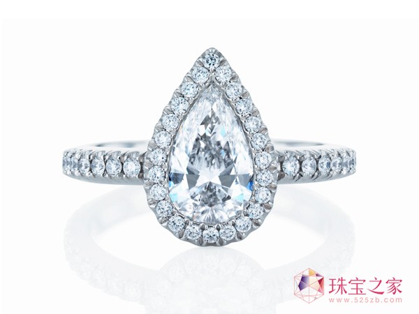 吳昕 馬麗 胡靜 戴比爾斯 鉆石項鏈 美鉆戒指 白金鉆石戒環(huán)