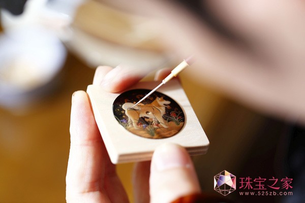 蕭邦  金狗蒔繪腕表 十二生肖 日本傳統漆繪藝術 制表師