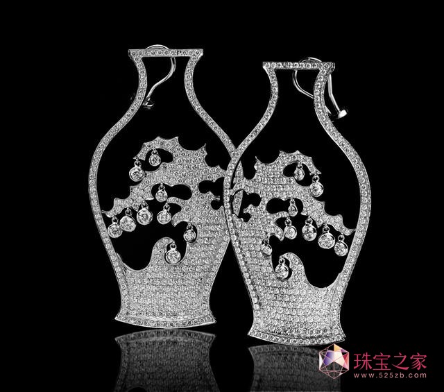 高級珠寶設(shè)計(jì)師萬寶寶攜手軒尼詩百樂廷皇禧干邑共同體驗(yàn)高級珠寶與美酒的至臻優(yōu)雅