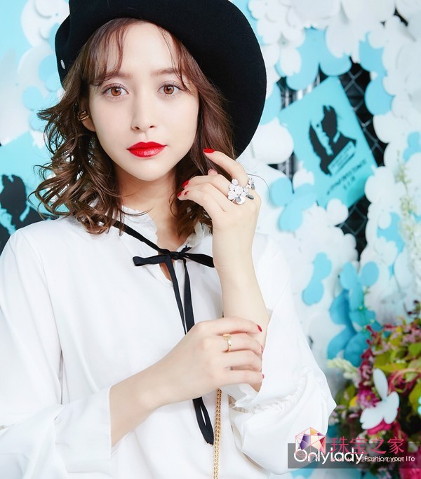 @仨׌16ǞCallTiffany@ķŴ